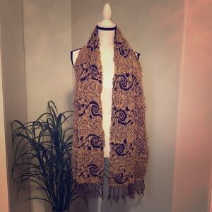 Gorgeous & Cozy Tan & Brown Scarf